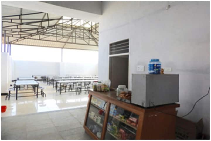 cafeteria